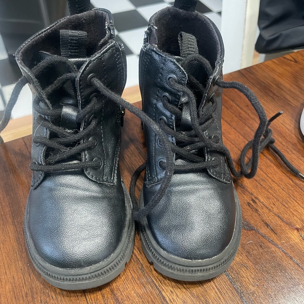 Zara toddler lace up bootie